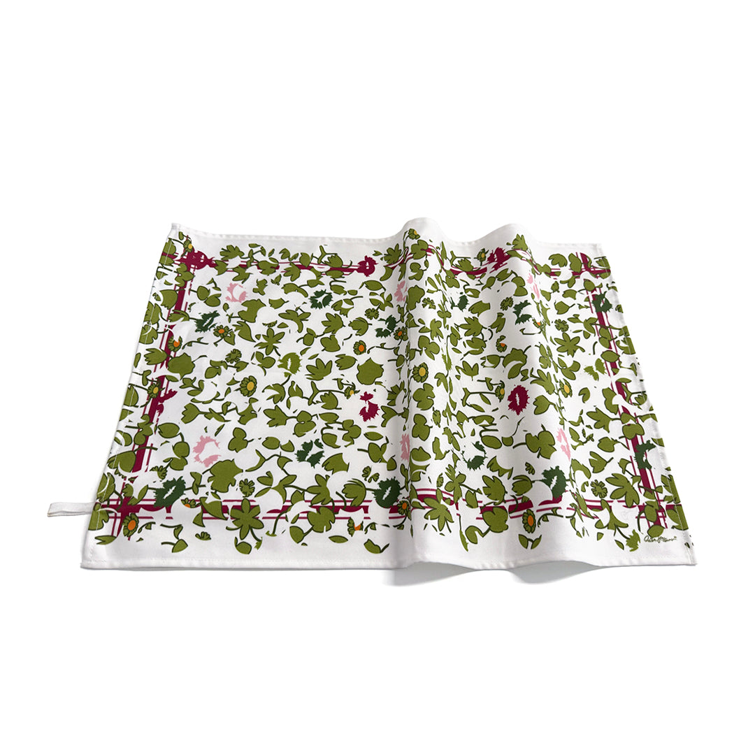 Garden Kiss (M) - Kitchen Towels - shop.reettahiltunen.com