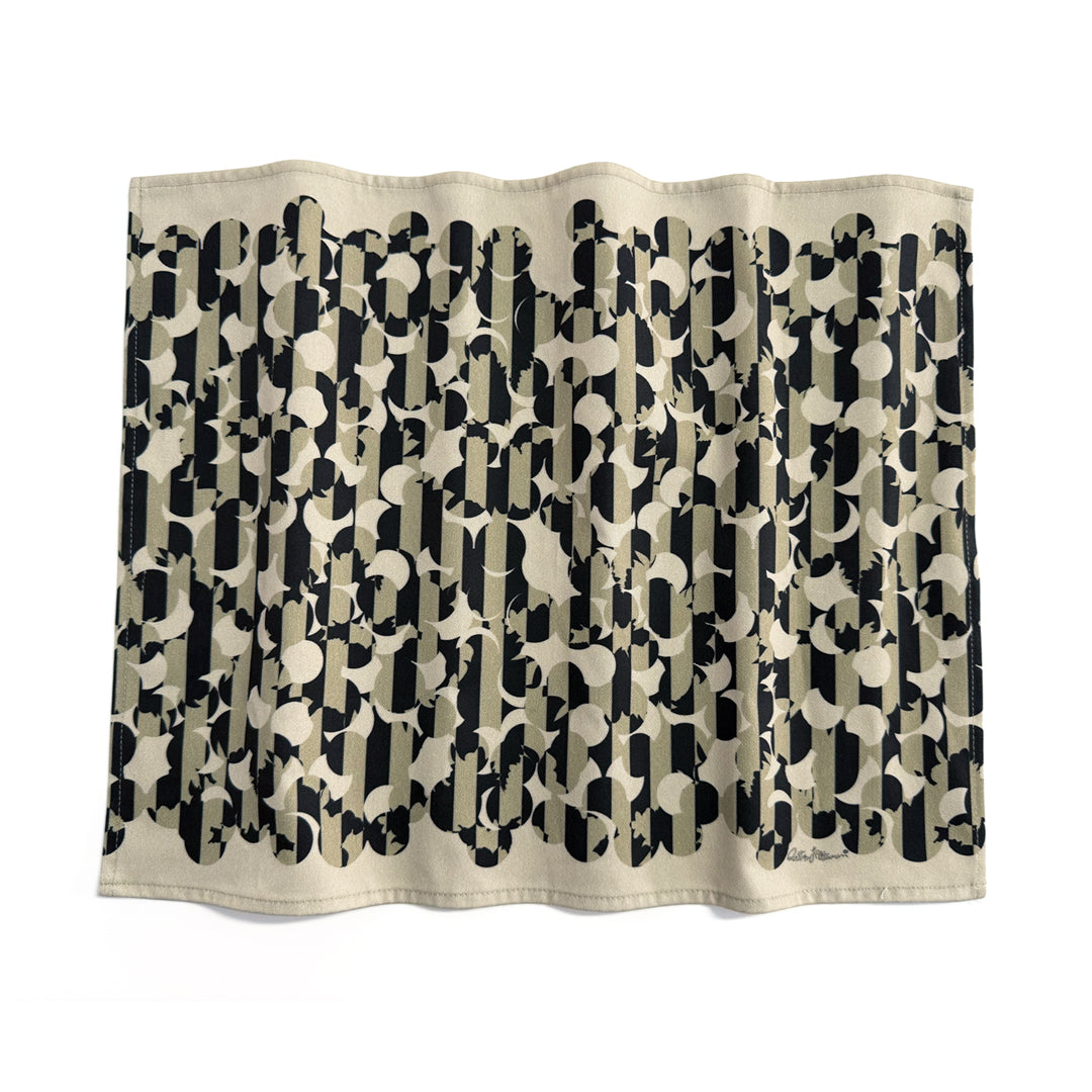 Dots, Stripes & Kisses- Placemat - shop.reettahiltunen.com