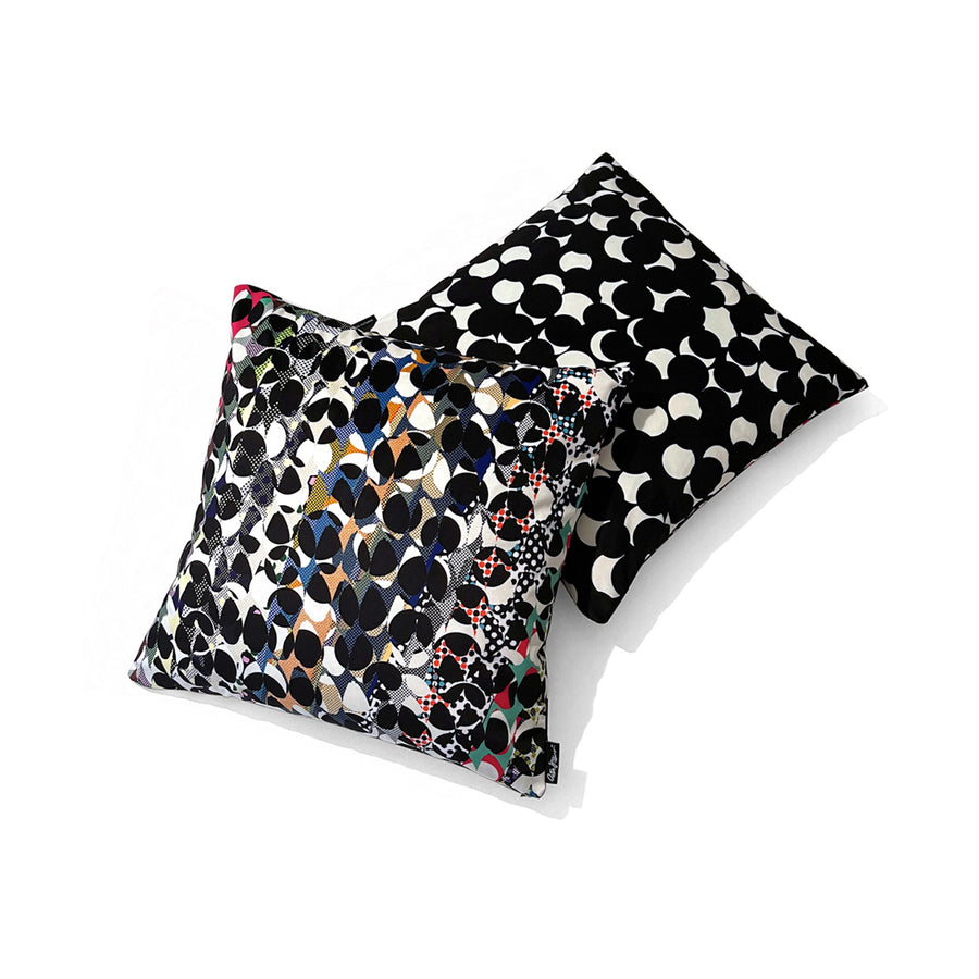 Floral Dots (black/white) - Cushion Cover - shop.reettahiltunen.com