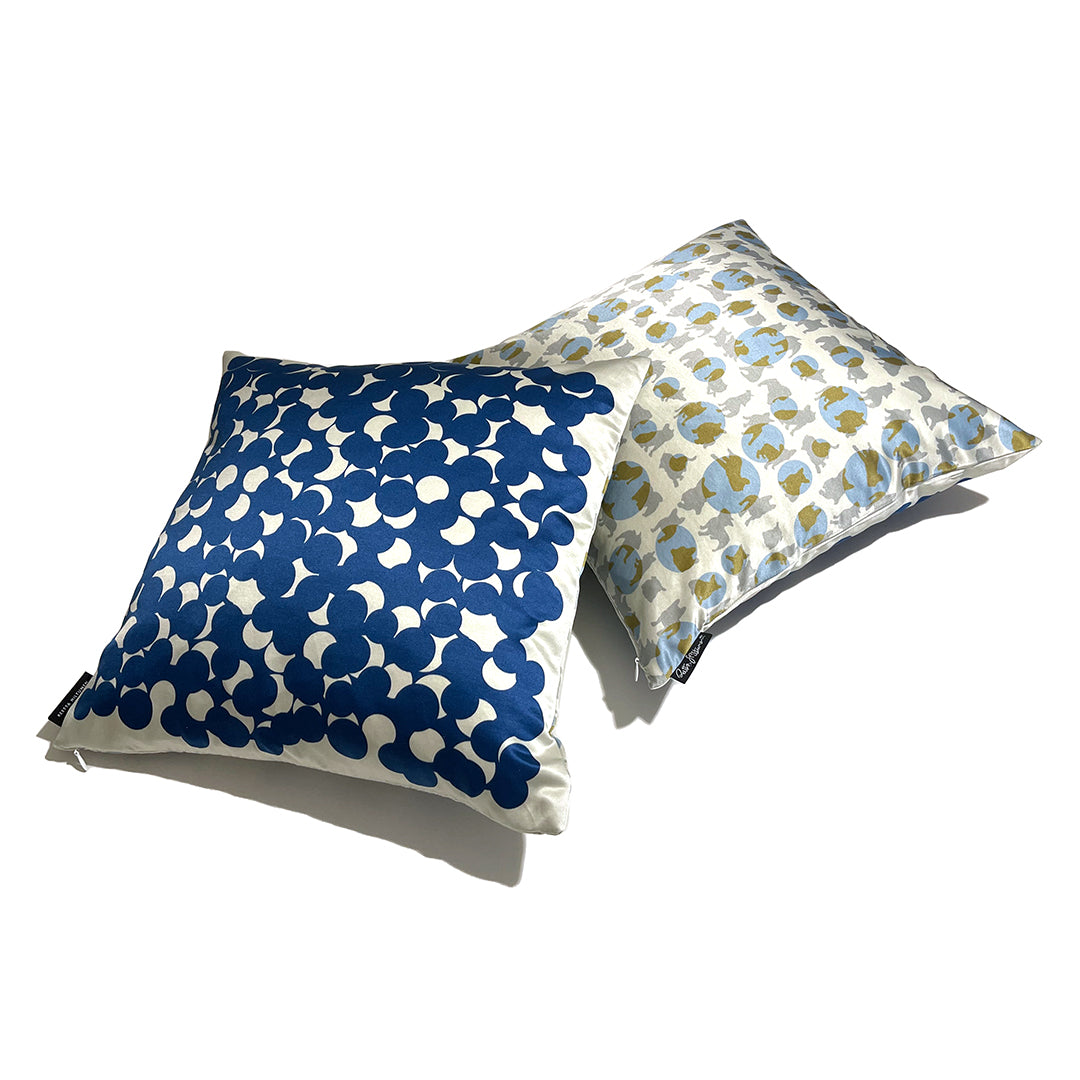 Champion Dots (blue/white) cushion cover - shop.reettahiltunen.com